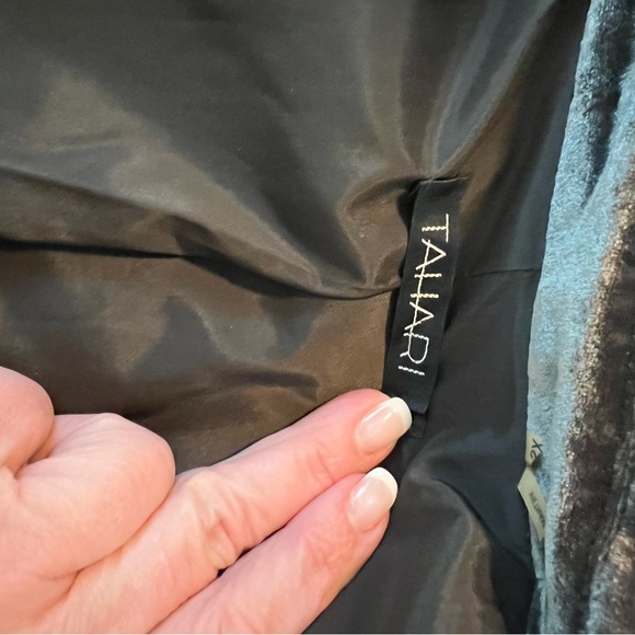 Tahari. Velour dark charcoal blazer. Size XS - Picture 8 of 8